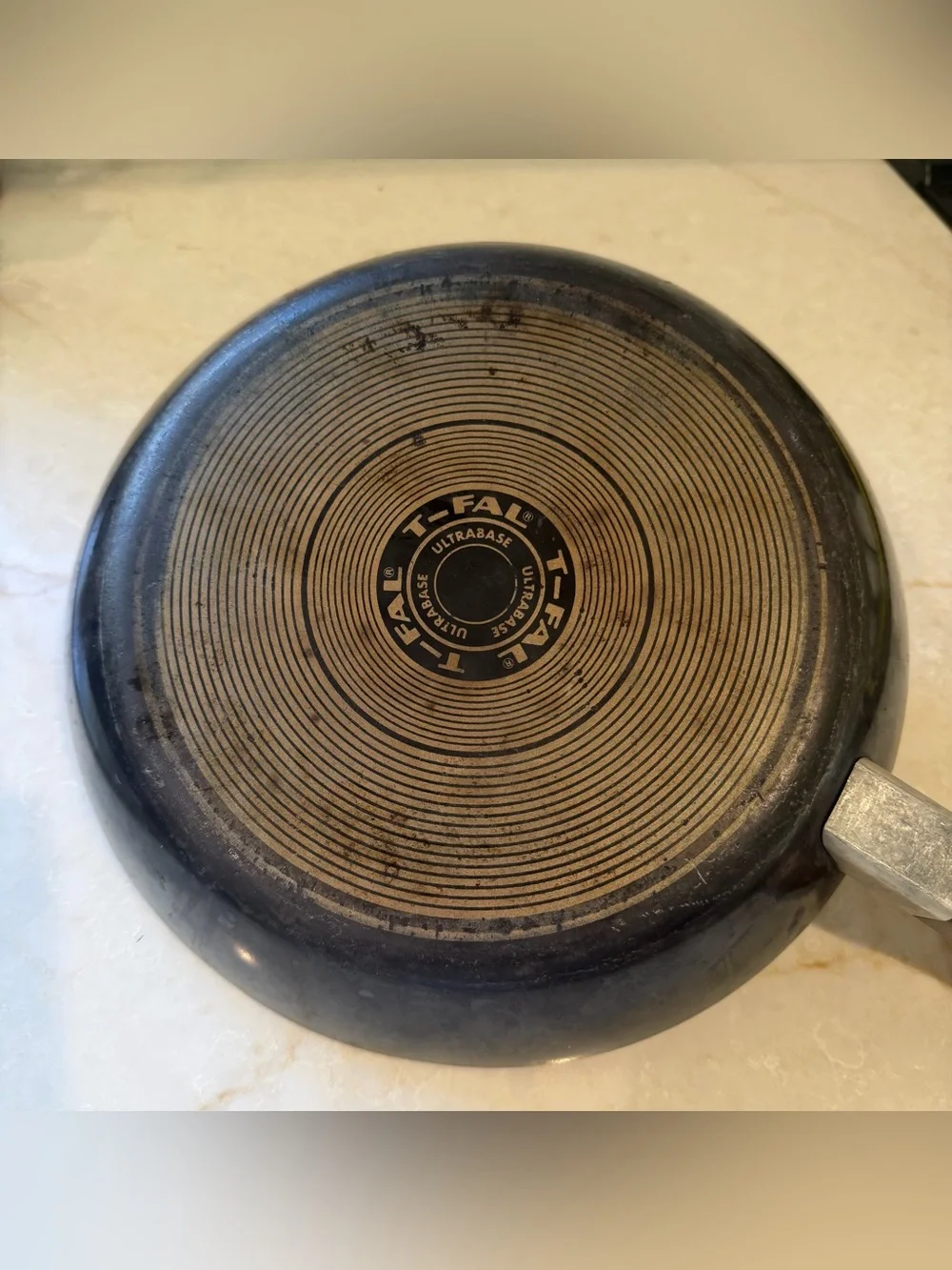 10” T-Fal Frying Pan with Black Handle - Multi-Use Skillet